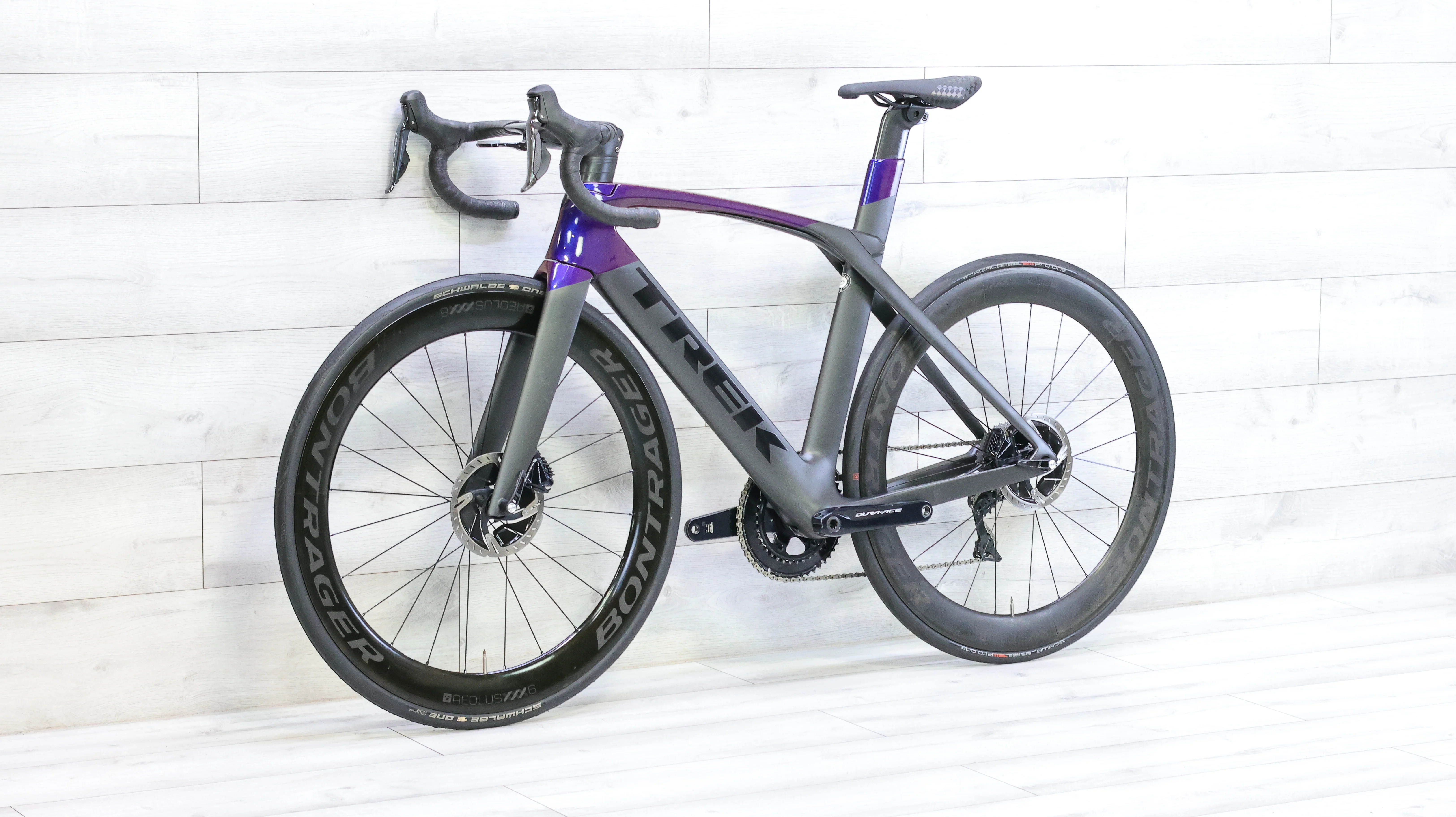 Trek Madone SLR 9 Disc Dura-Ace Di2 Project One Road Bike - 2020, 54cm - Image 4