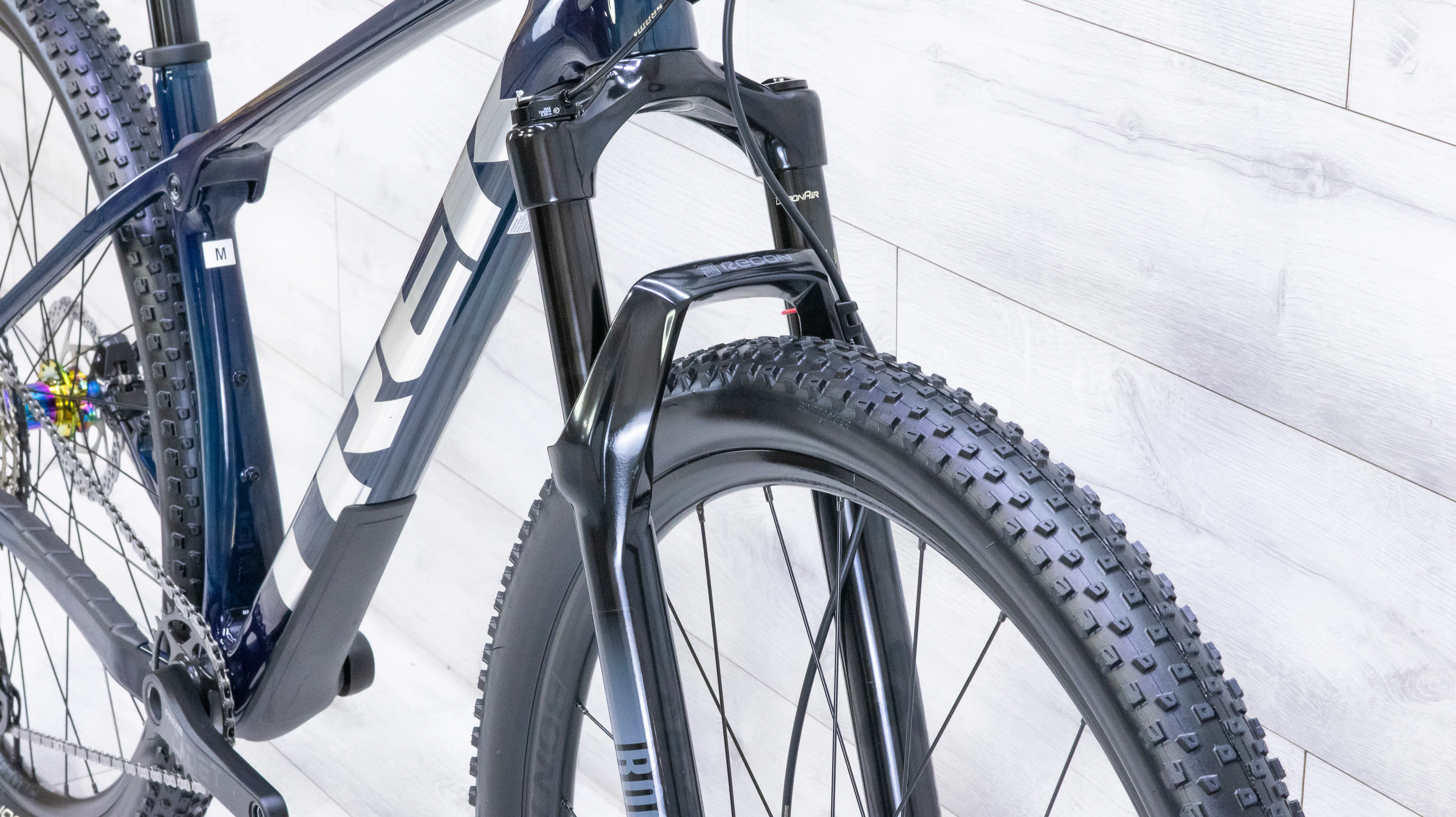 Trek Procaliber 9.6 Mountain Bike - 2023, Medium - Image 8