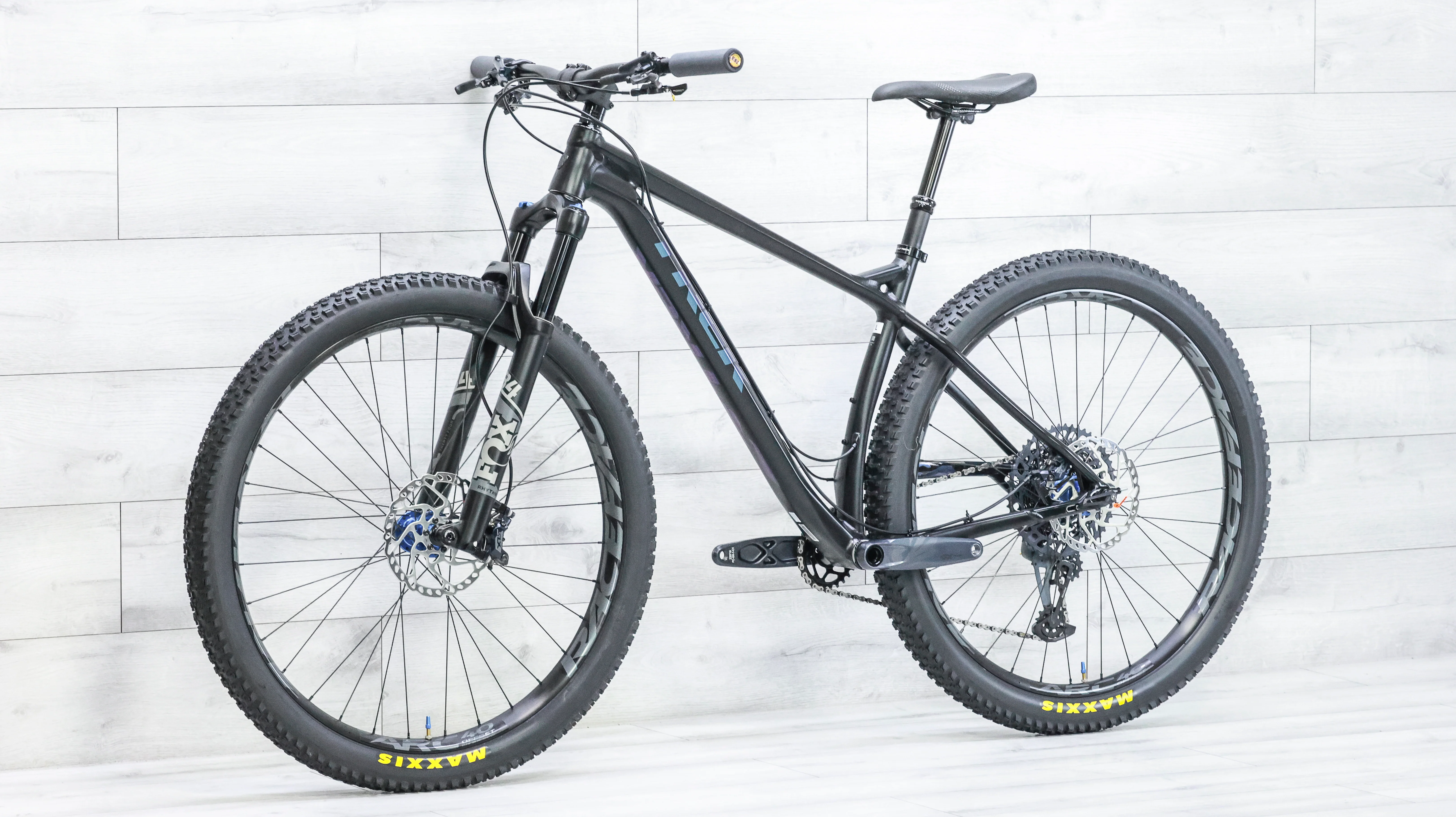 Trek Stache AL Mountain Bike - 2024, Large - Image 4