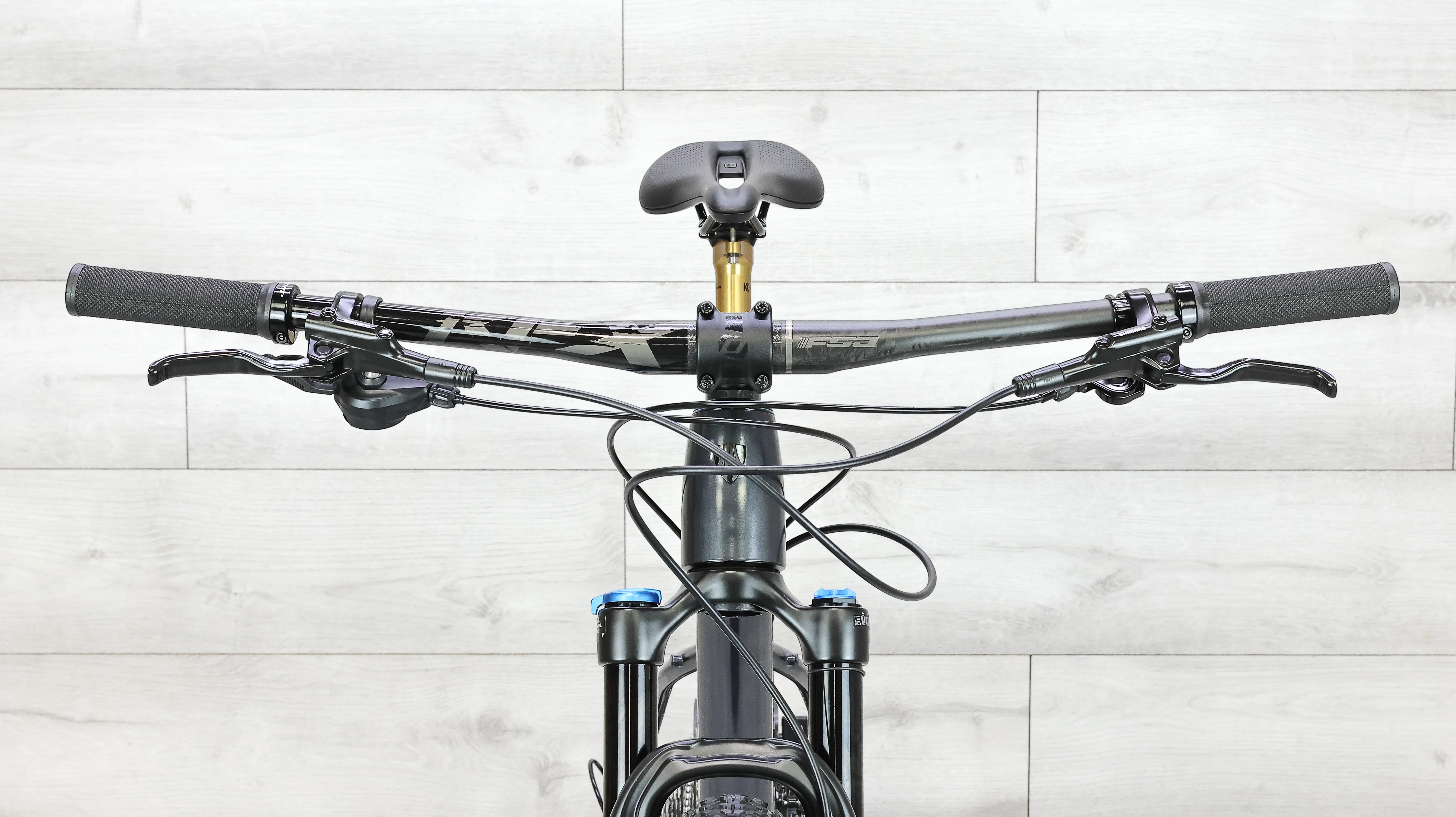 Trek X-Caliber 8 Factory Mountain Bike - 2022, Small - Image 10