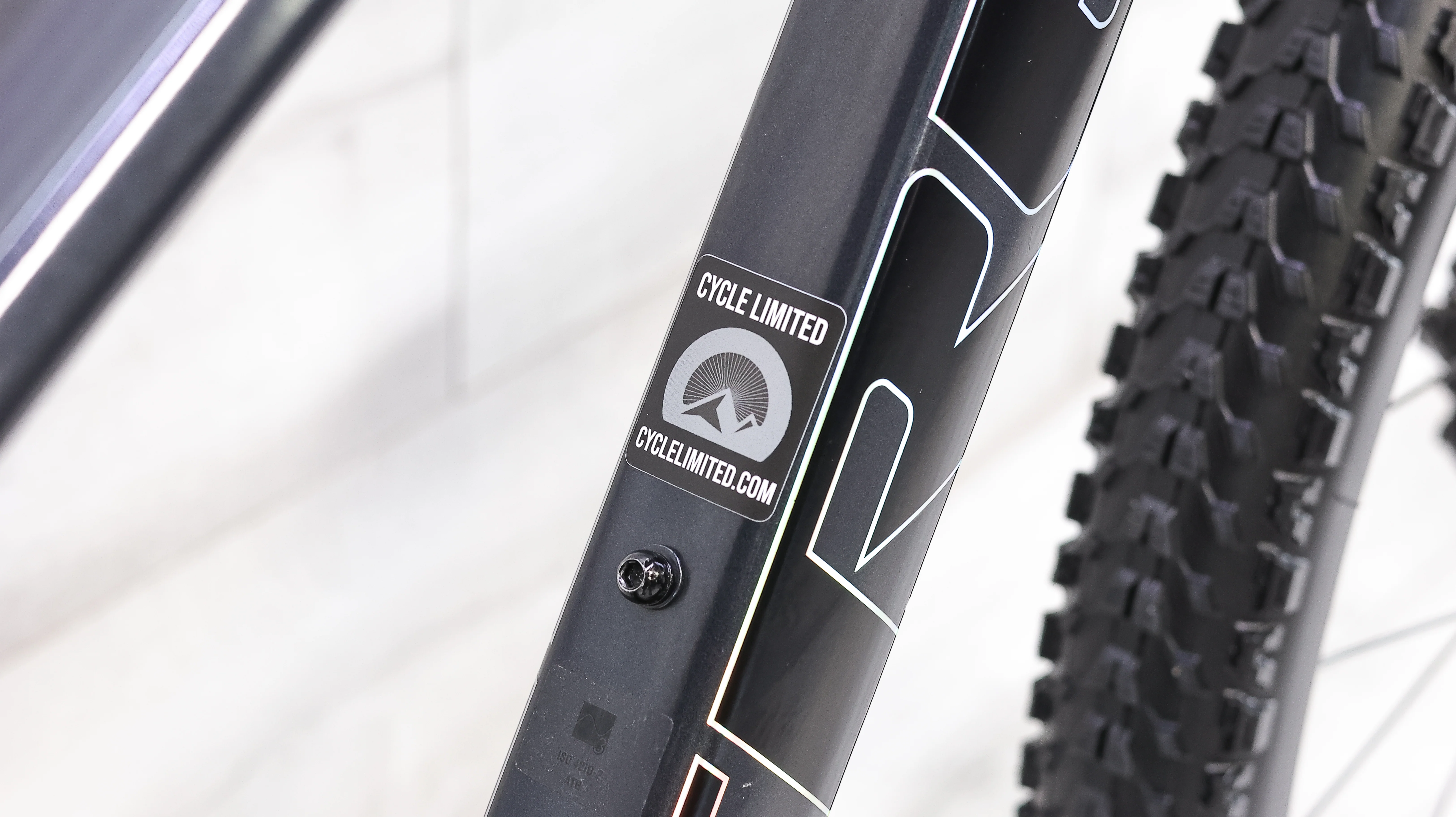 Trek X-Caliber 8 Factory Mountain Bike - 2022, Small - Image 3