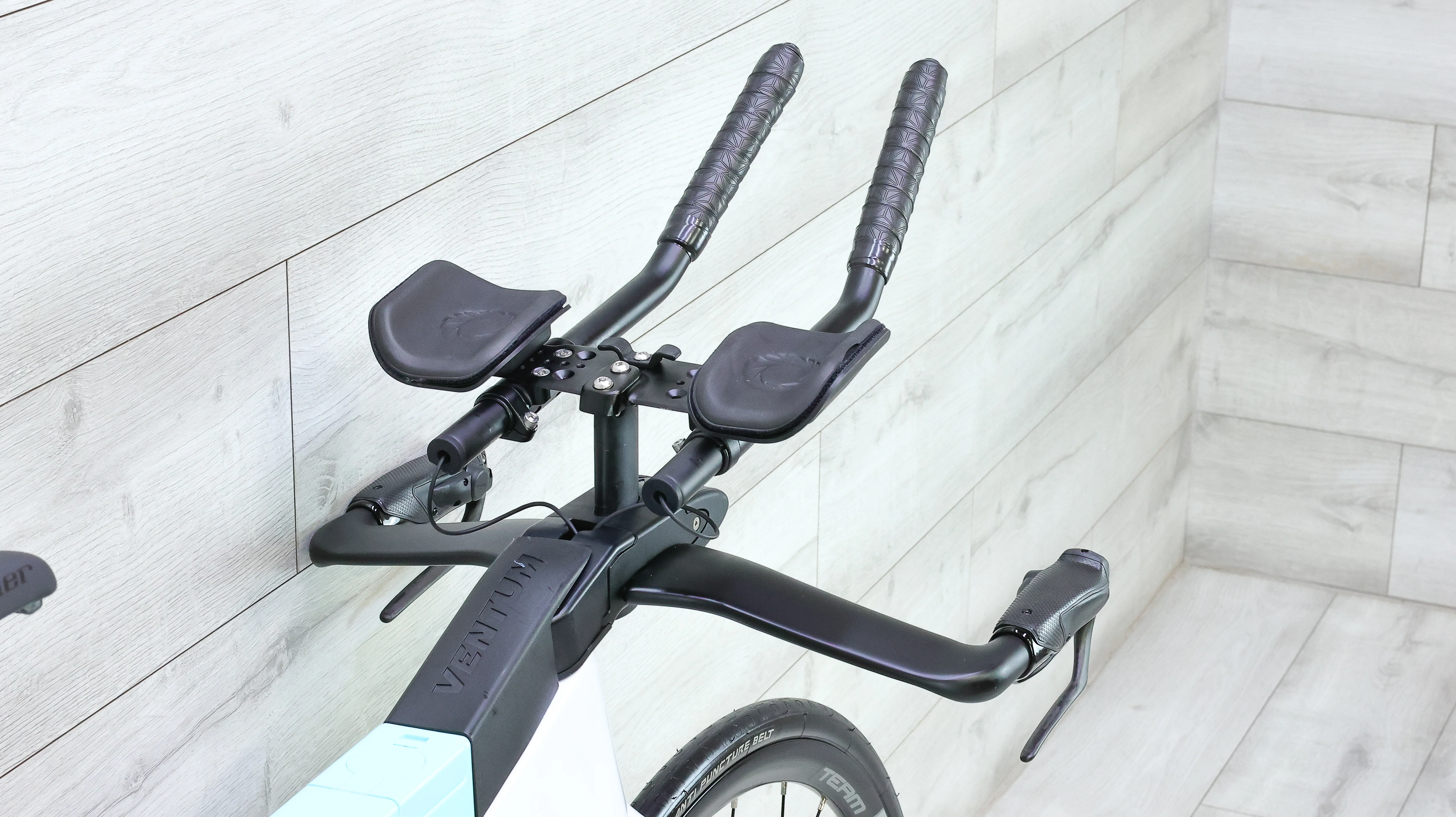 Ventum One AXS Triathlon Bike - 2022, 56cm - Image 8