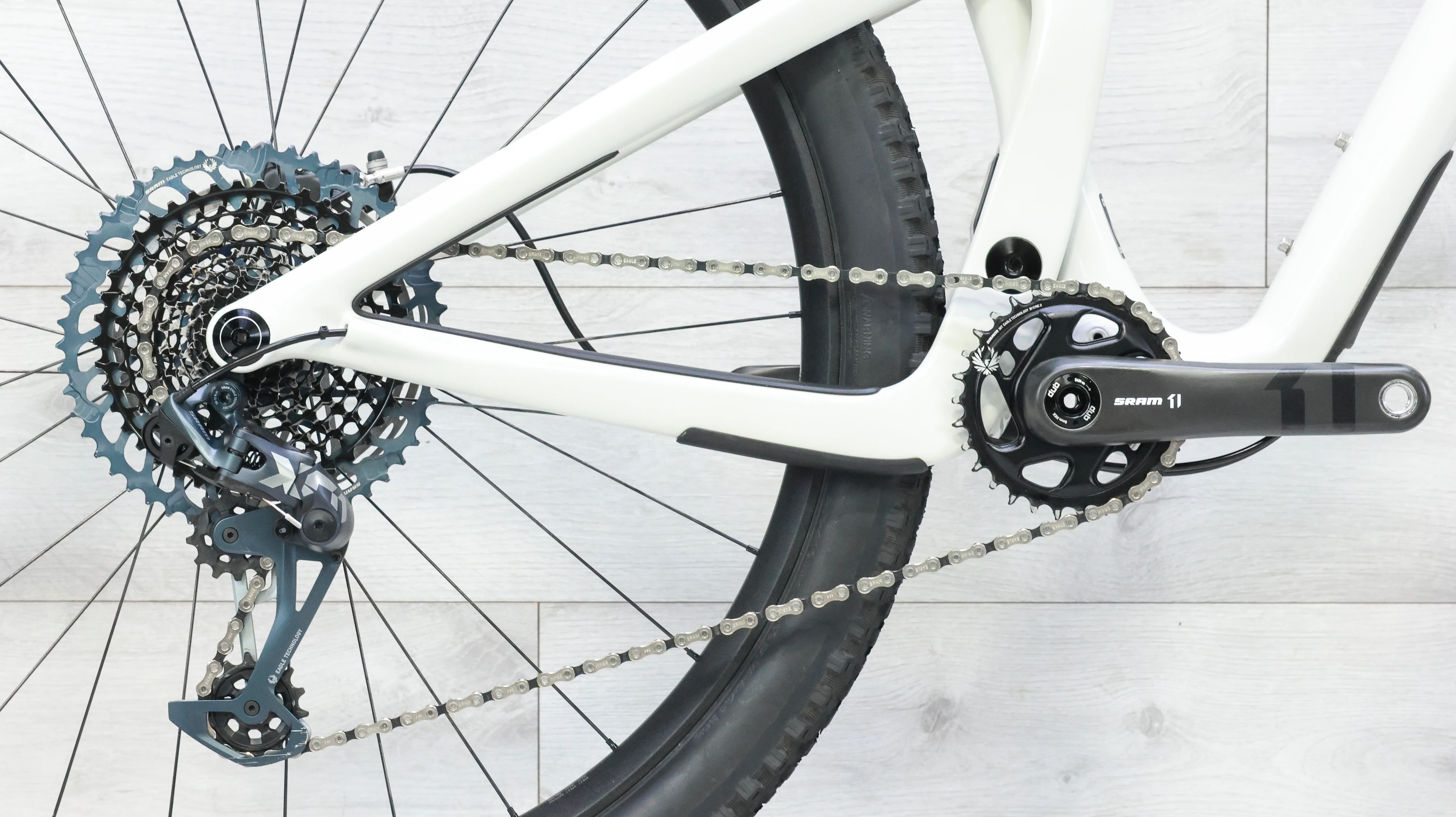 Yeti SB115 T2 Mountain Bike - 2021, Medium - Image 5
