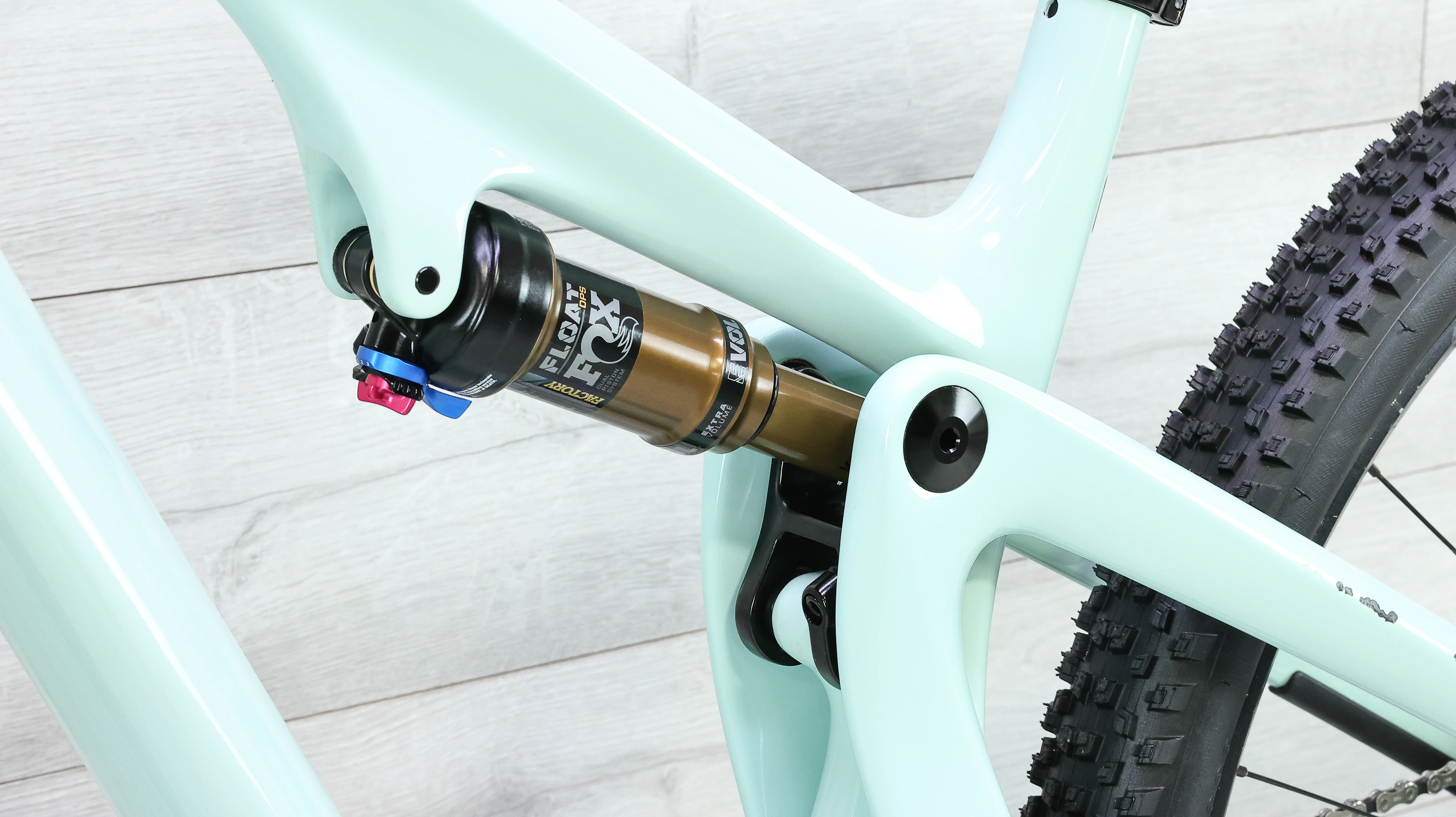Yeti SB115 T2 Mountain Bike - 2023, Medium - Image 11