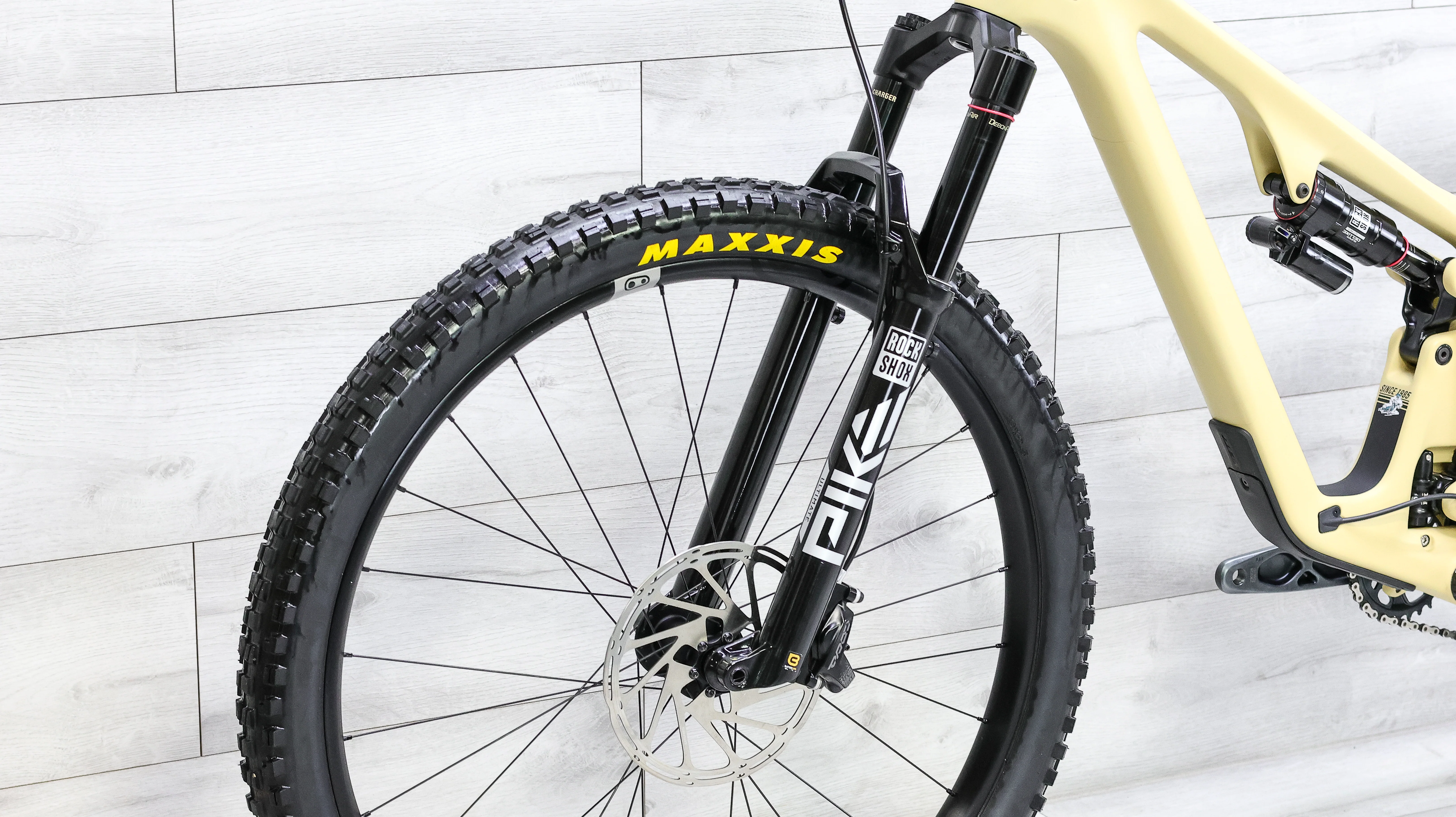 Yeti SB120 C-Series LR C2 Mountain Bike - 2025, Medium - Image 9