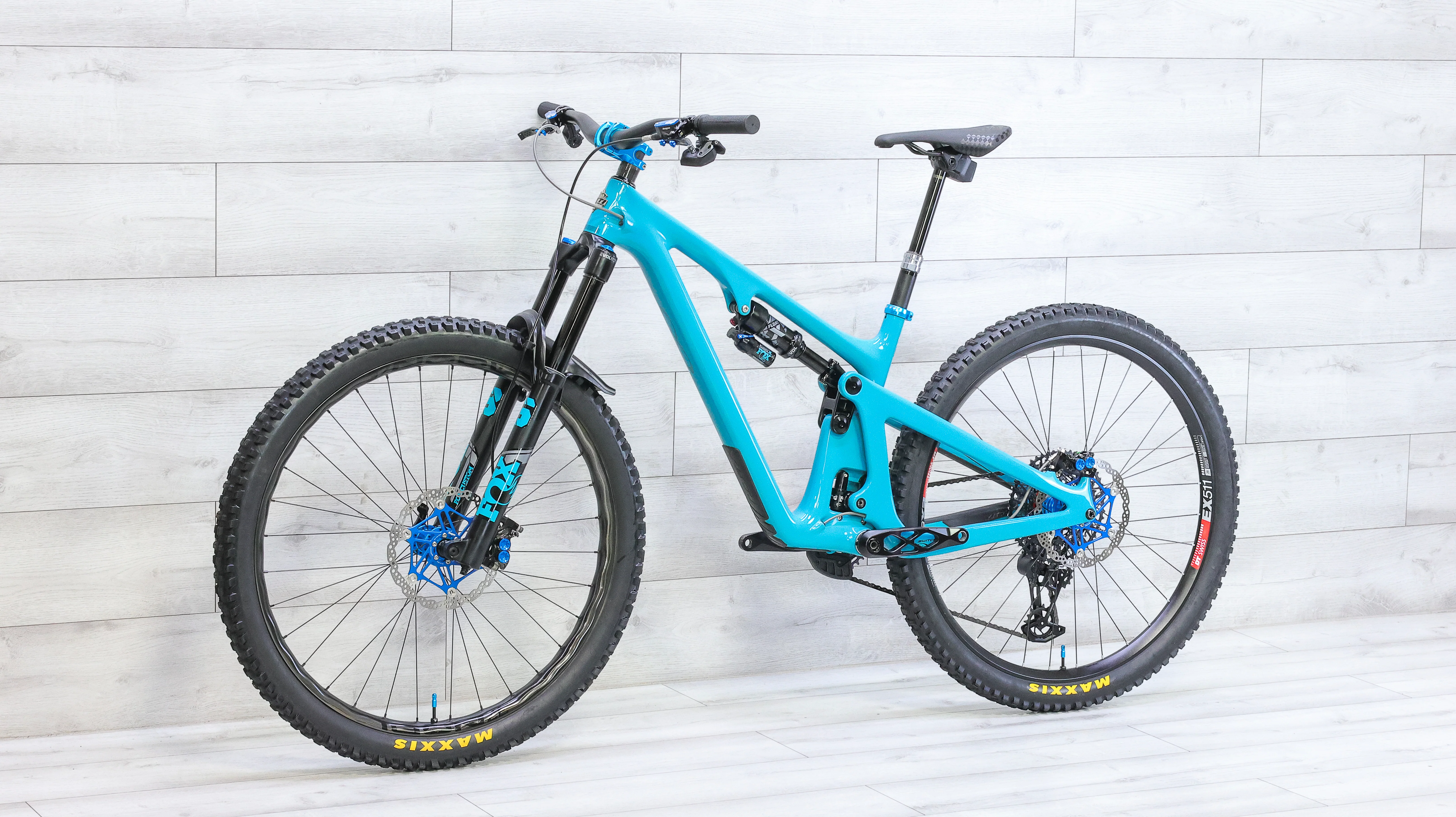 Yeti SB130 CLR X0 T-Type Mountain Bike - 2022, Medium - Image 4